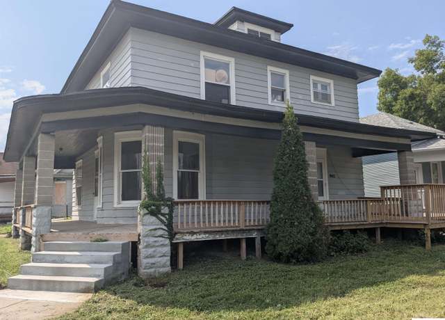 Property at 945 F St, Lincoln, NE 68508, 5 beds, 2 baths