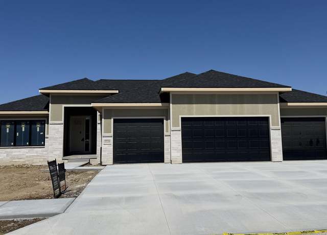 Property at 5516 N 213th Ave, Elkhorn, NE 68022, 5 beds, 3 baths