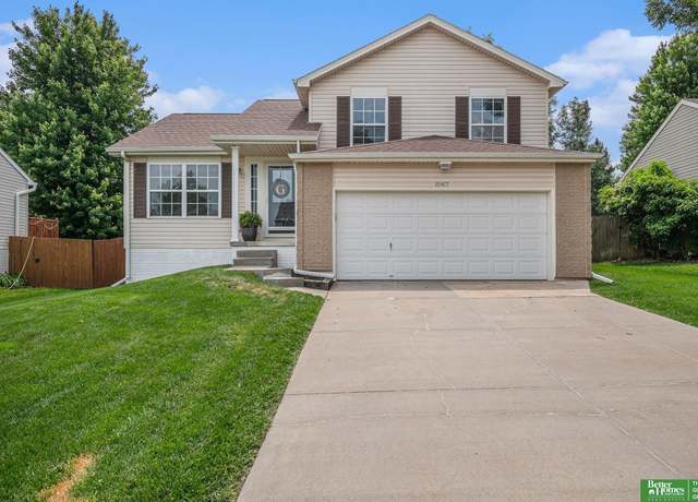 Property at 15807 Willow St, Omaha, NE 68136, 3 beds, 2 baths