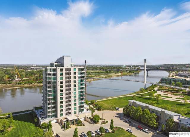 Property at 444 Riverfront Plz #403, Omaha, NE 68102, 2 beds, 1.5 baths