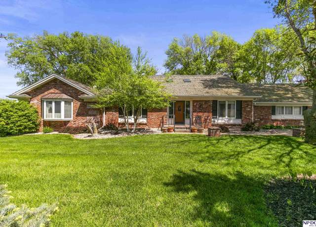 Property at 13412 Co Rd 16, Blair, NE 68008, 4 beds, 4 baths