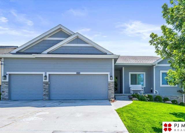 Property at 8165 S 188 St, Omaha, NE 68136, 4 beds, 3 baths