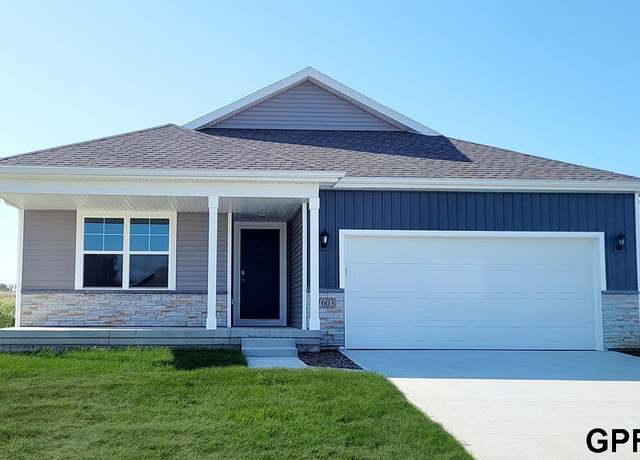 Property at 16330 Willit St, Bennington, NE 68007, 4 beds, 3.5 baths