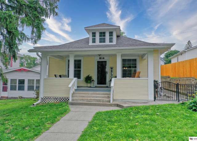 Property at 814 D Ave, Plattsmouth, NE 68048, 2 beds, 1 bath
