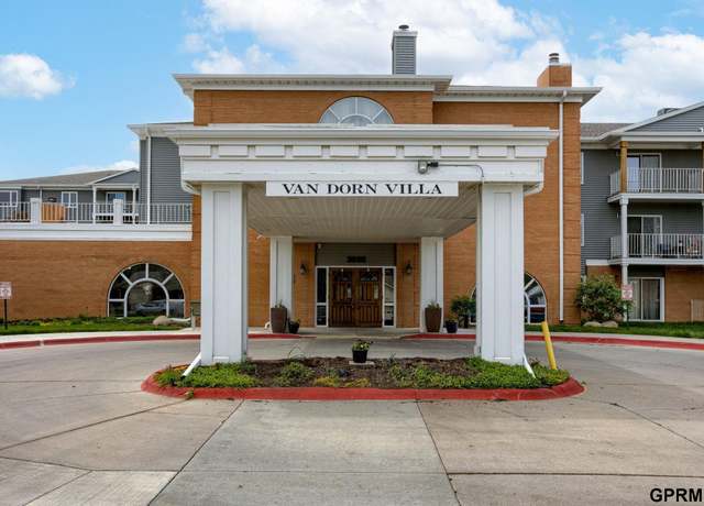Property at 3001 S 51st Street Ct #440, Lincoln, NE 68506, 2 beds, 1 bath