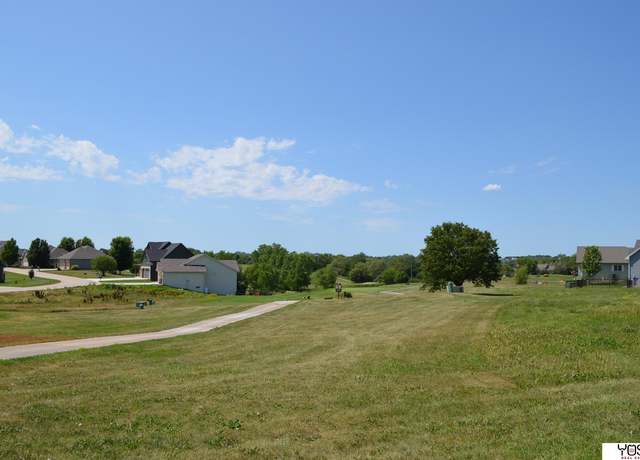 Property at 8614 Eagle Pt, Plattsmouth, NE 68048