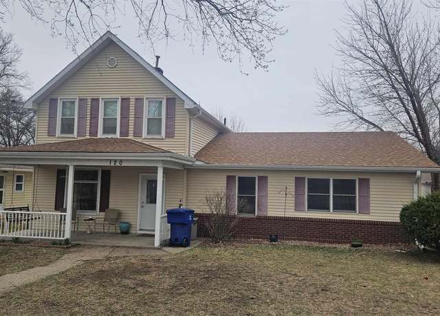 Property at 120 E 13th St, Wahoo, NE 68066, 3 beds, 3 baths