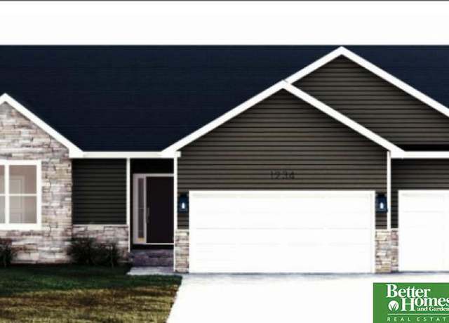 Property at 6852 Portage Dr, Papillion, NE 68133, 3 beds, 2 baths