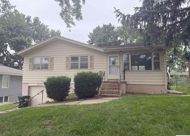 Property at 7606 Pasadena Ave, Omaha, NE 68124, 3 beds, 1 bath