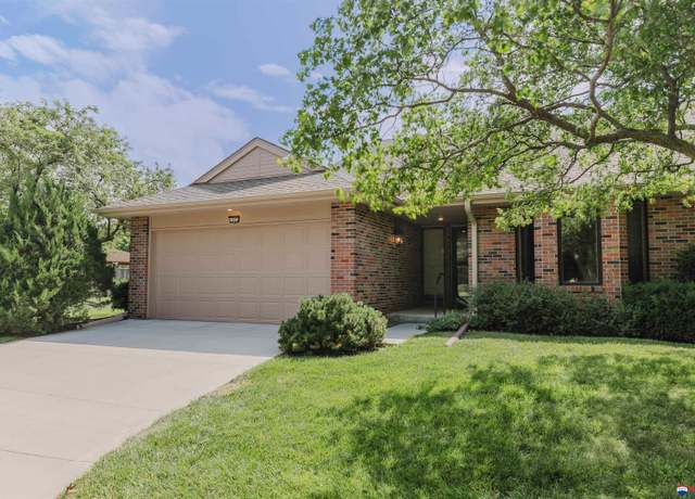 Property at 1023 Teton Ct, Lincoln, NE 68510, 1 bed, 4 baths