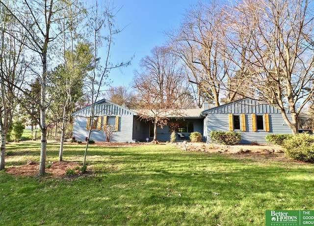 Property at 7811 Pierce Cir, Omaha, NE 68124, 3 beds, 3.5 baths