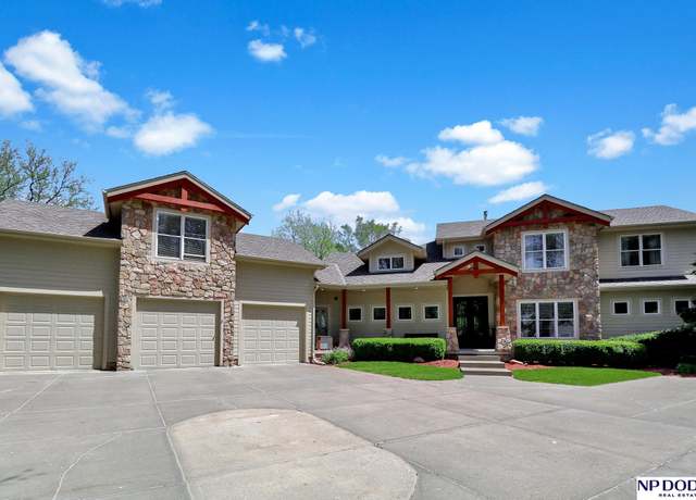 Property at 1021 S 211 St, Elkhorn, NE 68022, 5 beds, 5 baths