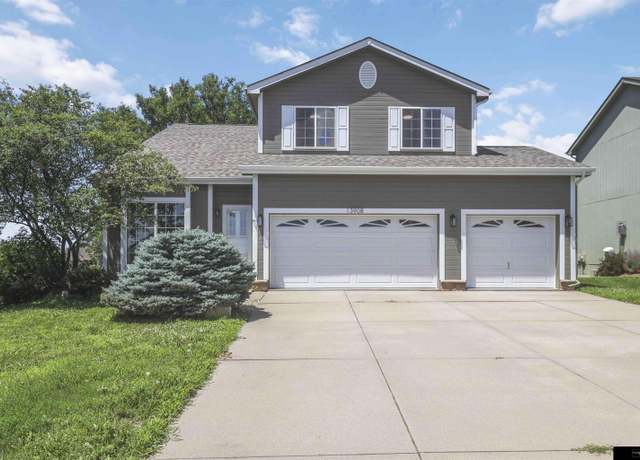 Property at 13908 S 17 St, Bellevue, NE 68123, 4 beds, 3 baths