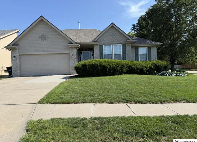 Property at 16917 Pierce St, Omaha, NE 68130, 3 beds, 3 baths