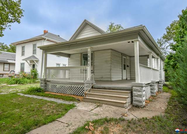Property at 1605 Harwood St, Lincoln, NE 68502, 2 beds, 1 bath