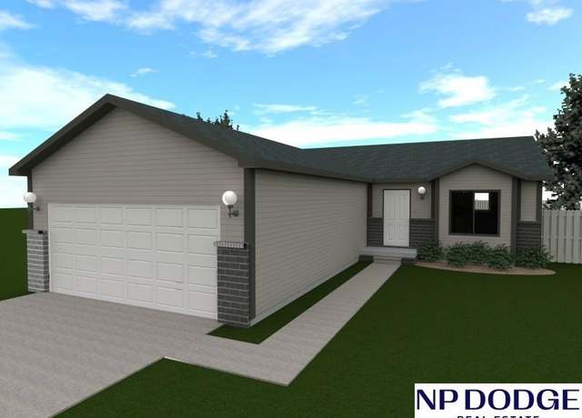 Property at 7610 N 50th St, Lincoln, NE 68514, 3 beds, 2.5 baths