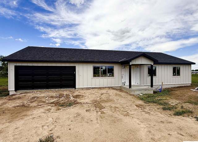 Property at 815 Northwind St, Fairbury, NE 68352, 3 beds, 1 bath