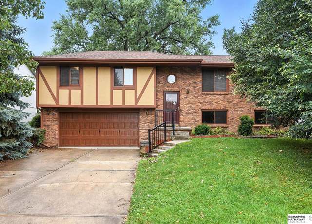 Property at 13605 Grover St, Omaha, NE 68144, 3 beds, 3 baths