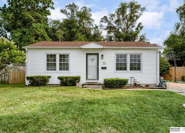 Property at 7005 N Emiline St, La Vista, NE 68128, 3 beds, 1 bath