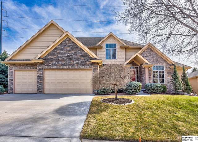 Property at 18057 Mayberry St, Elkhorn, NE 68022, 5 beds, 4.5 baths