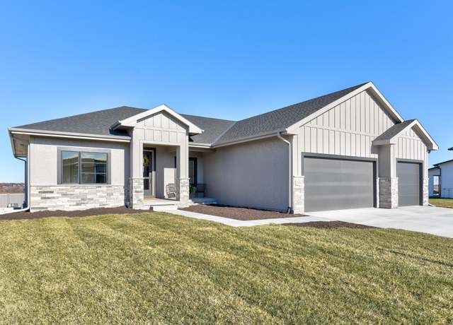 Property at 21014 Atwood Ave, Elkhorn, NE 68022, 5 beds, 3 baths