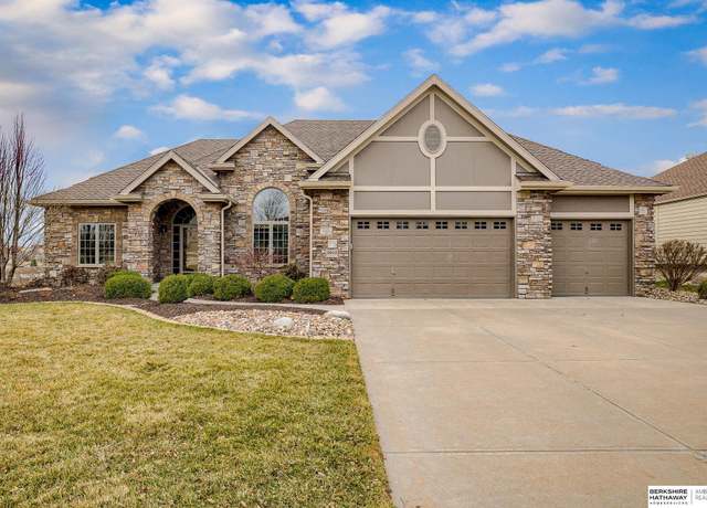 Property at 3902 N 195th St, Elkhorn, NE 68022, 3 beds, 3 baths