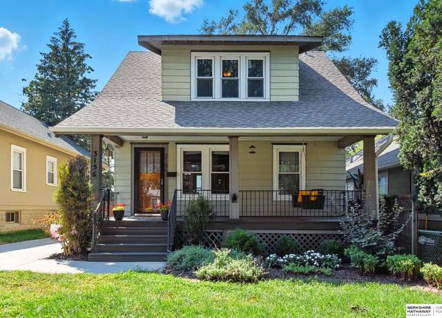 Property at 3156 N 47 Ave, Omaha, NE 68104, 4 beds, 2.5 baths