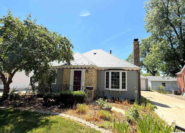 Property at 3741 H St, Lincoln, NE 68510, 2 beds, 2 baths