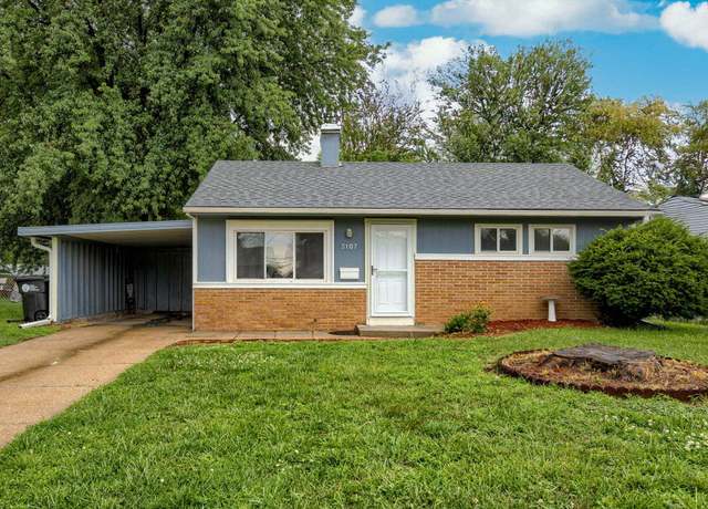 Property at 3107 S 38th Ave, Omaha, NE 68105, 2 beds, 1 bath