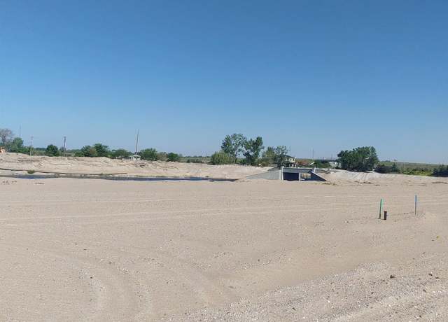Property at 2463 E Juneberry Rd, Fremont, NE 68025