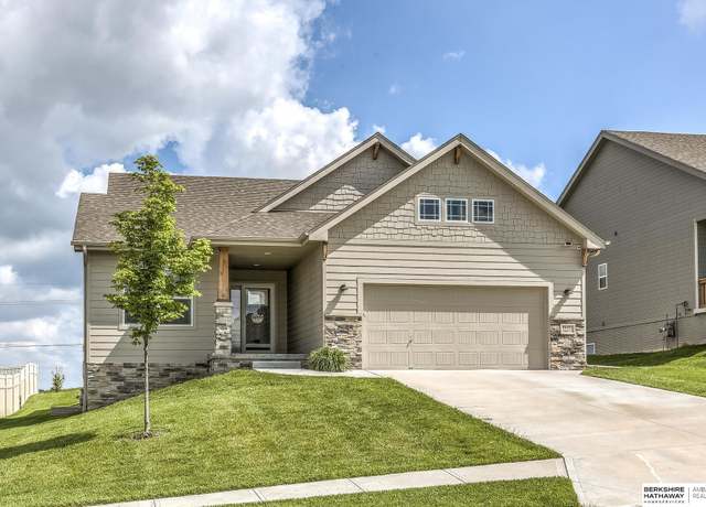 Property at 16912 Virginia St, Omaha, NE 68136, 3 beds, 3 baths