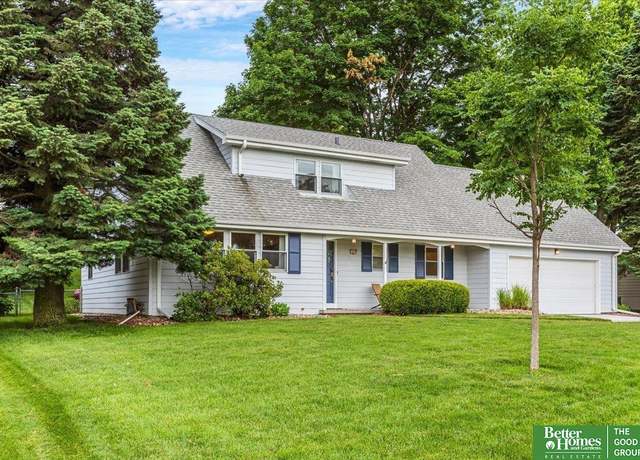 Property at 12079 Westover Rd, Omaha, NE 68154, 5 beds, 3.5 baths