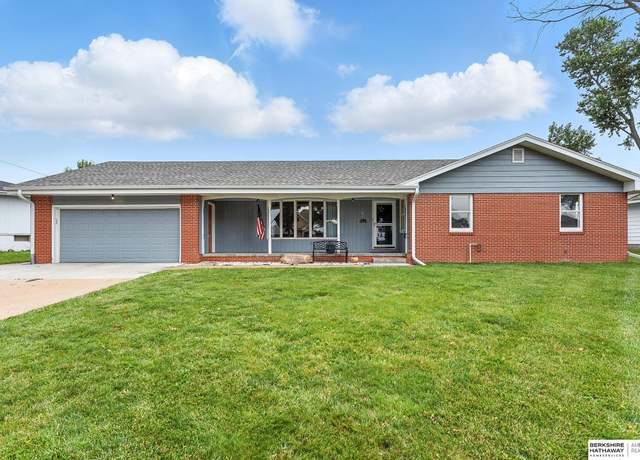 Property at 3335 N 207th Ter, Elkhorn, NE 68022, 3 beds, 2.5 baths