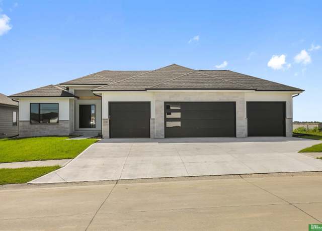 Property at 5508 N 212th St, Elkhorn, NE 68022, 5 beds, 3 baths