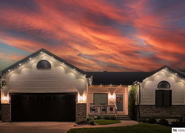 Property at 18751 Ohern St, Omaha, NE 68135, 5 beds, 3 baths