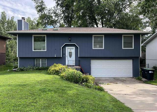 Property at 9405 Maplewood Blvd, Omaha, NE 68134, 3 beds, 3 baths