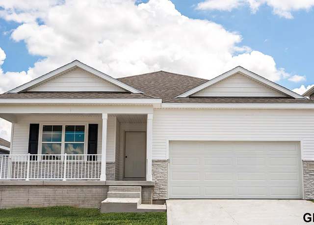 Property at 12663 S 205th St, Gretna, NE 68028, 4 beds, 3 baths