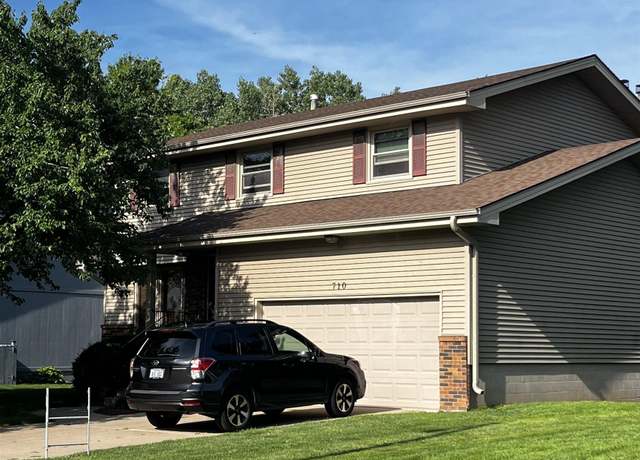 Property at 710 N Aberdeen Dr, Papillion, NE 68046, 4 beds, 3.5 baths