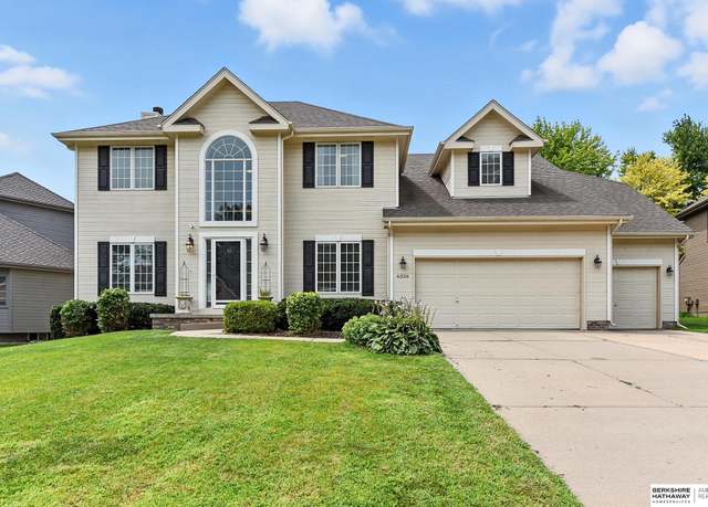 Property at 6326 S 178th St, Omaha, NE 68135, 4 beds, 2.5 baths