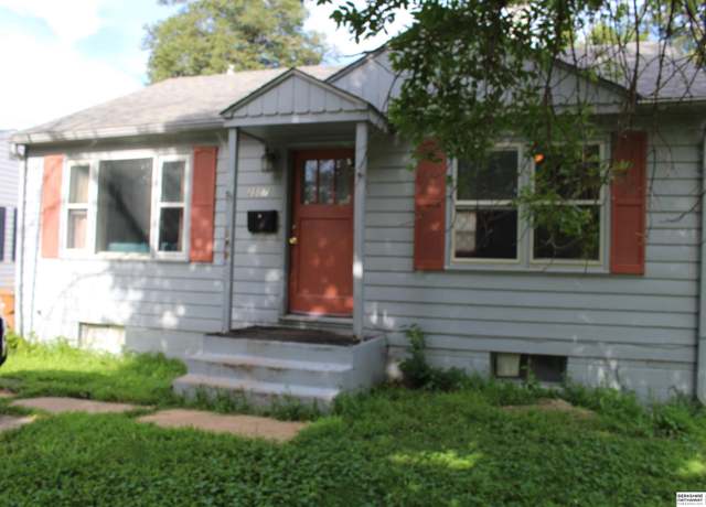 Property at 2507 Hancock St, Bellevue, NE 68005, 2 beds, 2 baths