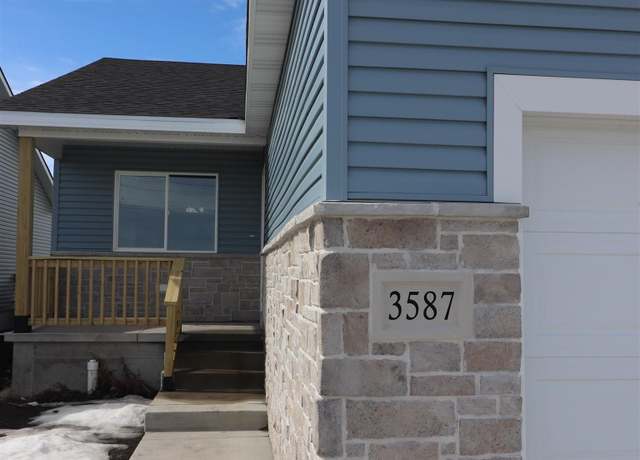 Property at 3587 Little Bluestem Rd, Fremont, NE 68025, 3 beds, 2.5 baths
