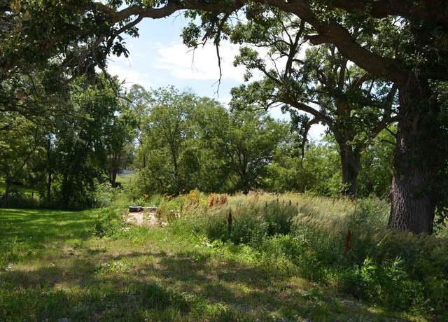 Property at 8504 Lake Ridge Dr, Plattsmouth, NE 68048