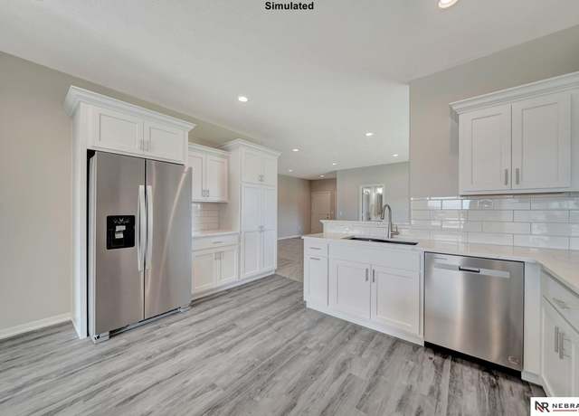 Property at 8839 Bristlecone Dr, Lincoln, NE 68526, 2 beds, 2.5 baths