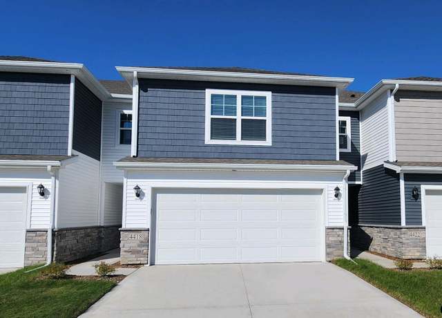 Property at 20529 Margo St, Gretna, NE 68028, 3 beds, 2.5 baths