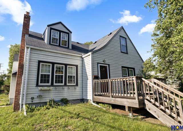 Property at 3300 Mohawk St, Lincoln, NE 68510, 3 beds, 1 bath