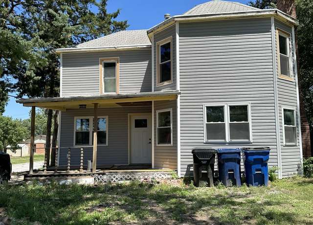 Property at 302 Maple St, Friend, NE 68359, 4 beds, 1 bath