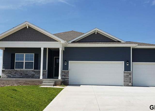 Property at 6228 Harvest Dr, Papillion, NE 68157, 4 beds, 3 baths