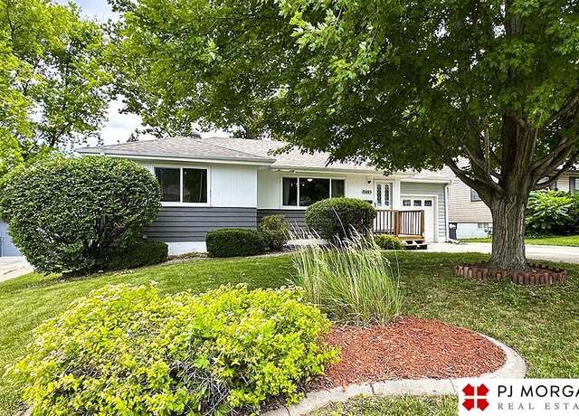 Property at 5401 N 49th St, Omaha, NE 68104-0000, 4 beds, 2 baths