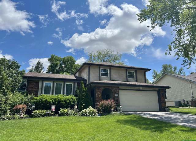 Property at 1311 Greenwood Ave, Papillion, NE 68133, 3 beds, 3.5 baths