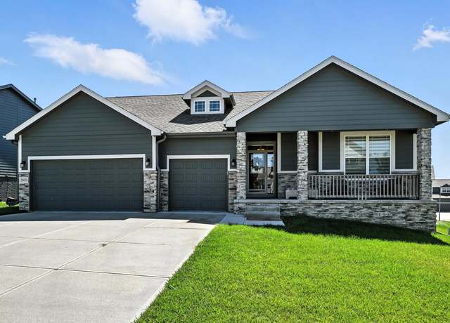 Property at 20459 C St, Omaha, NE 68022, 6 beds, 3 baths